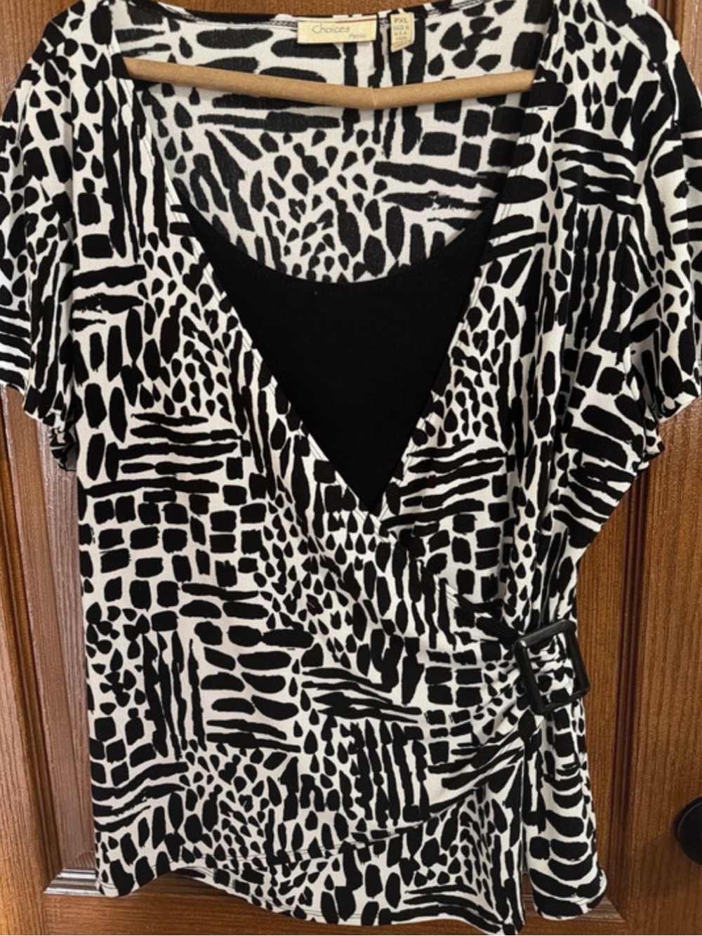 Choices Black & White Animal Print Wrap Top Petite XL